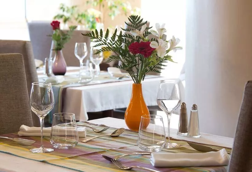 Отель Domaine De Falgos Golf & Spa