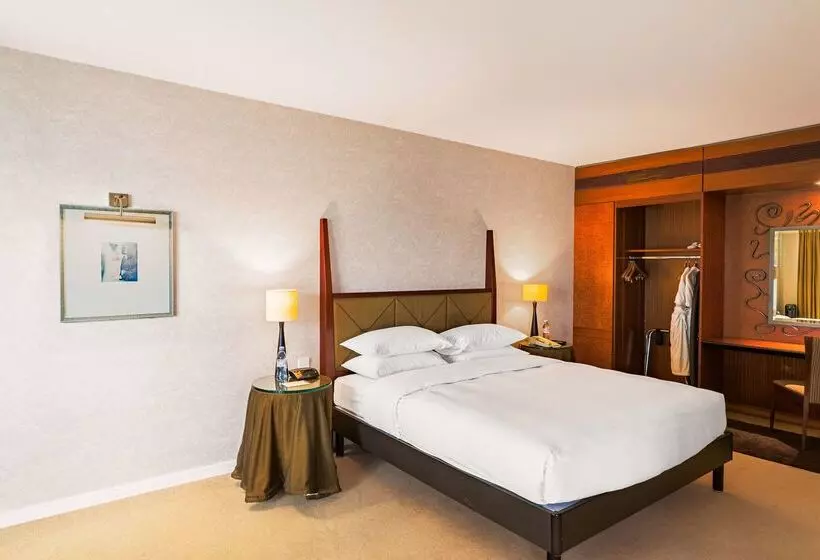 Van Der Valk Hotel Paris Cdg Airport