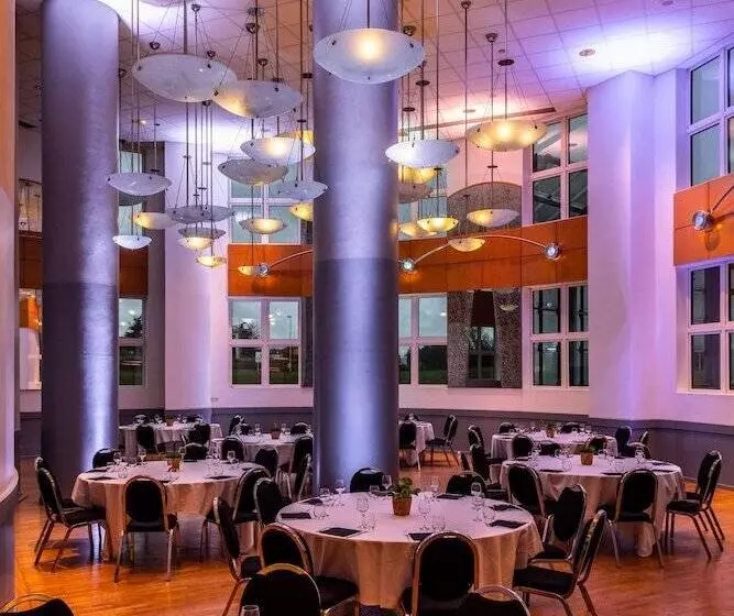 Van Der Valk Hotel Paris Cdg Airport