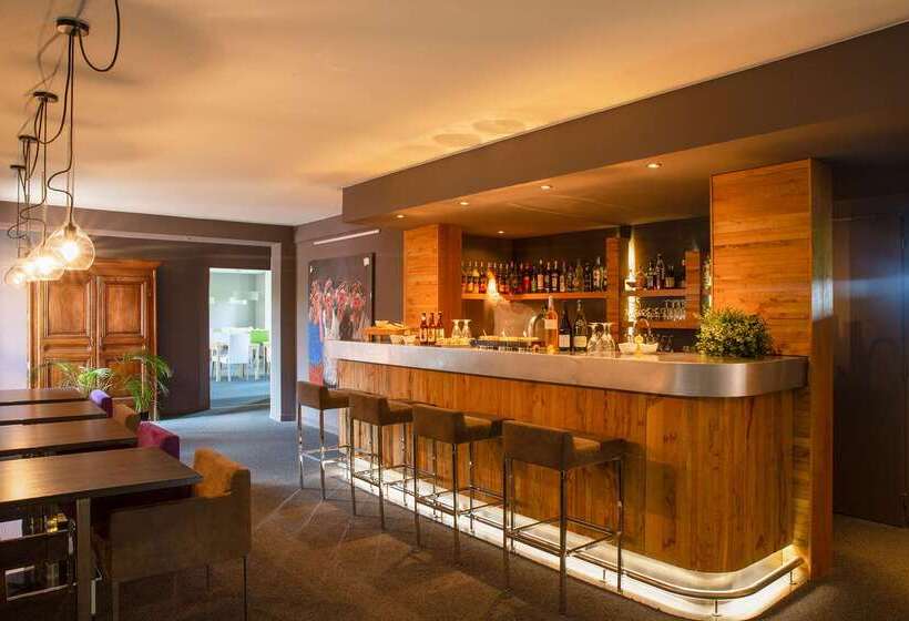 Отель The Originals Boutique, Hôtel Marytel, Montbrison