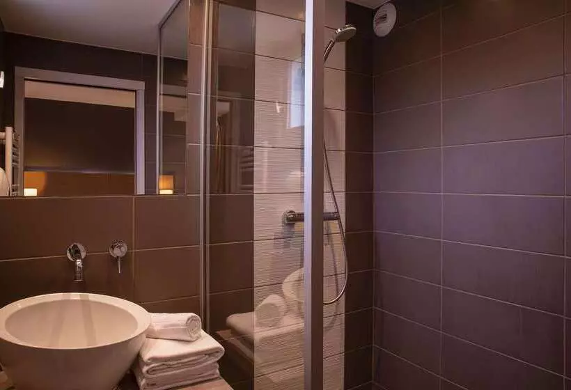 酒店 The Originals Boutique, Hôtel Marytel, Montbrison