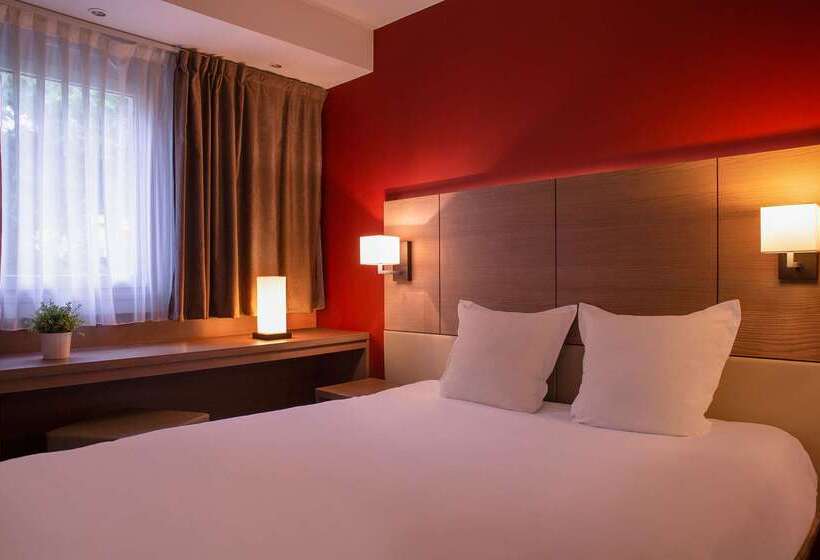 Отель The Originals Boutique, Hôtel Marytel, Montbrison