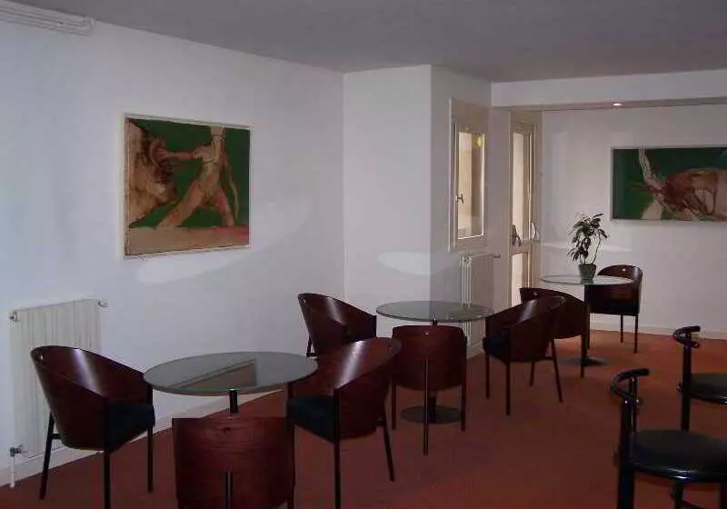 酒店 The Originals Boutique, Hôtel Marytel, Montbrison