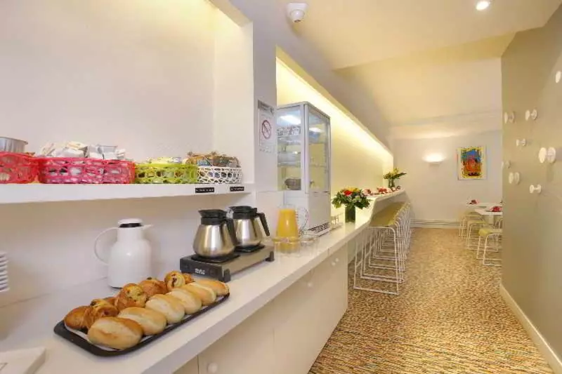 호텔 The Originals City, Hôtel Lecourbe, Paris Tour Eiffel