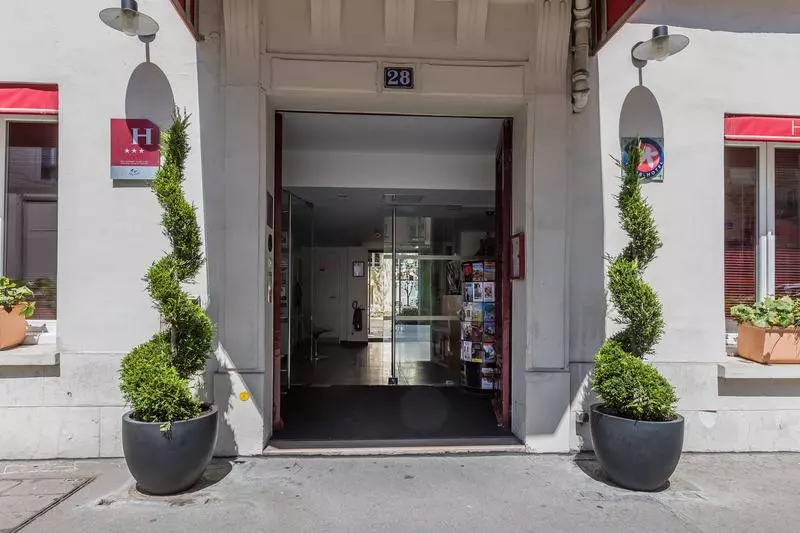 호텔 The Originals City, Hôtel Lecourbe, Paris Tour Eiffel