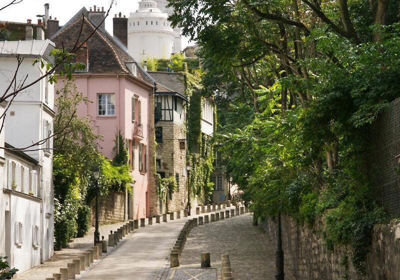 Aparthotel Adagio Paris Montmartre