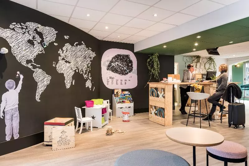 Aparthotel Adagio Paris Montmartre