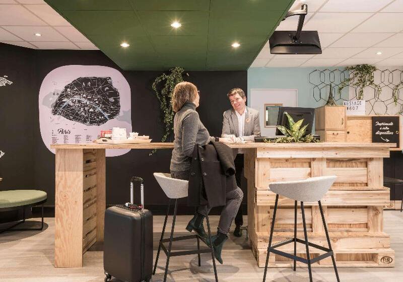 Aparthotel Adagio Paris Montmartre