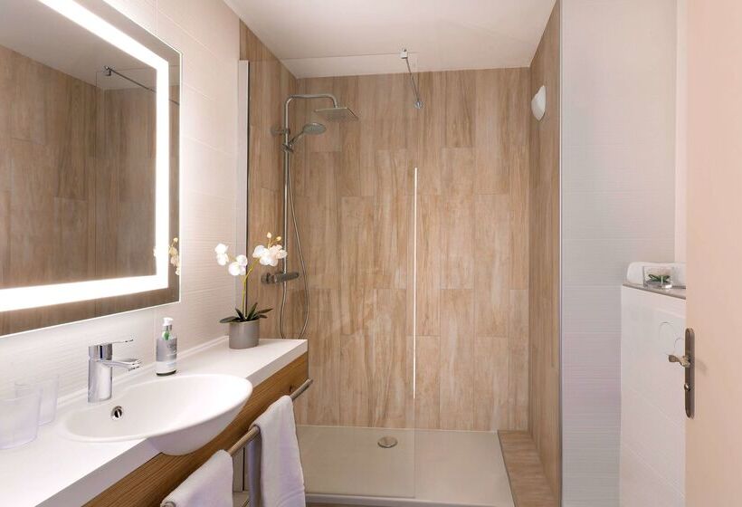 Best Western Les Bains Hotel Et Spa