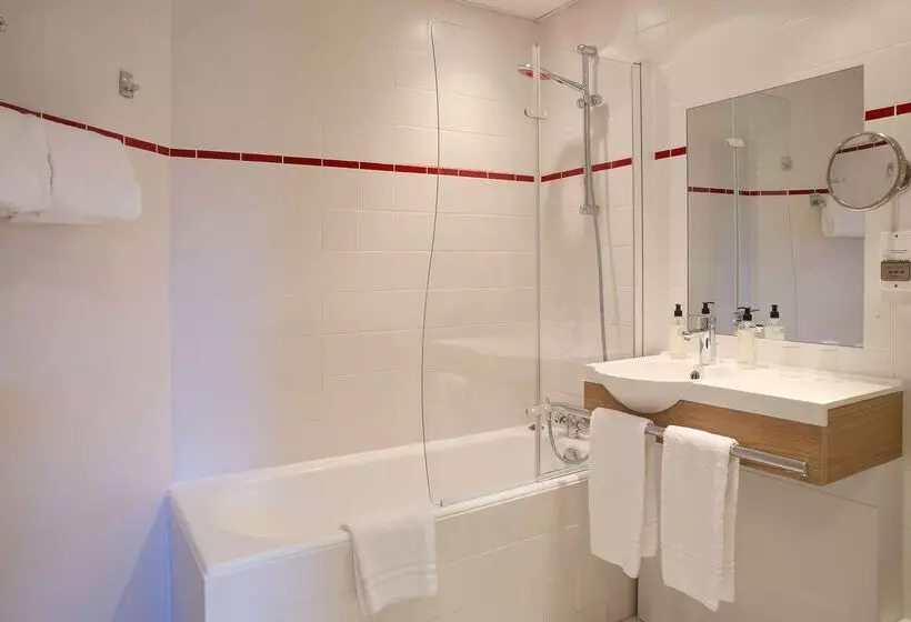 Best Western Les Bains Hotel Et Spa