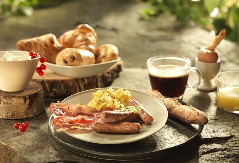 فندق Disney Sequoia Lodge