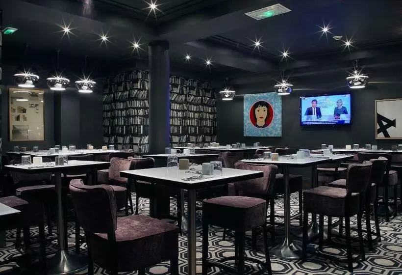 호텔 Le Cinq Hyper  Centre