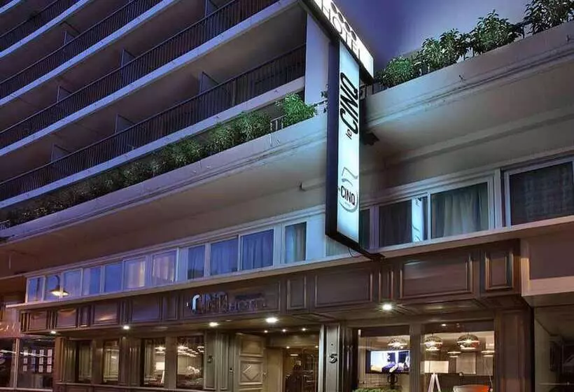 호텔 Le Cinq Hyper  Centre