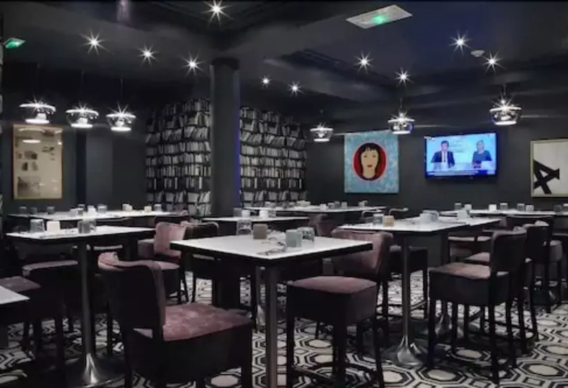 호텔 Le Cinq Hyper  Centre