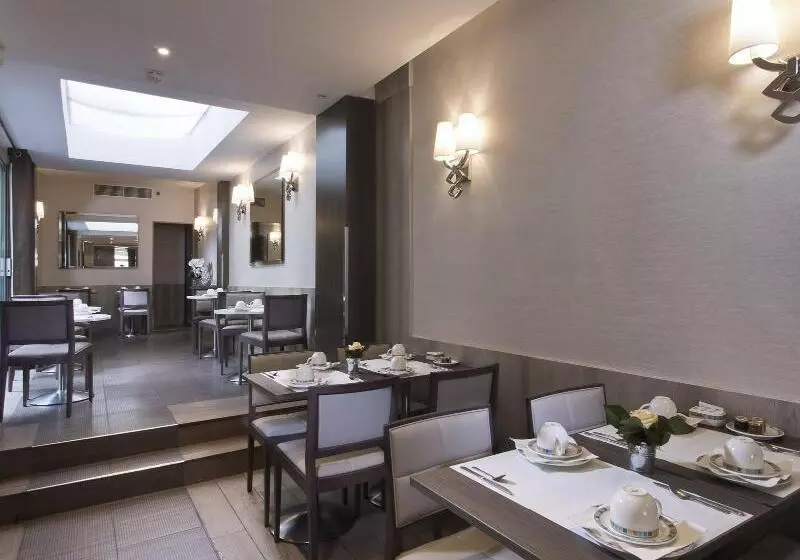 Hotel Longchamp Elysees