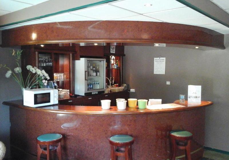 هتل Median Genève Aéroport