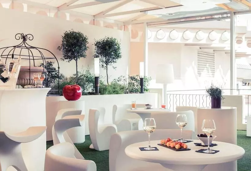 ホテル Mercure Marseille Centre Vieux Port