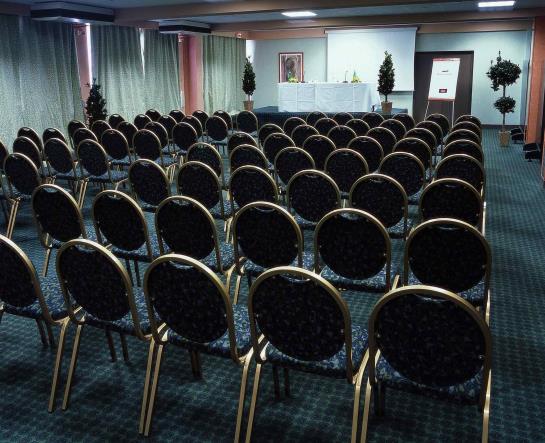 Отель Mercure Moulins Nord