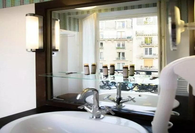 ホテル Quartier Latin