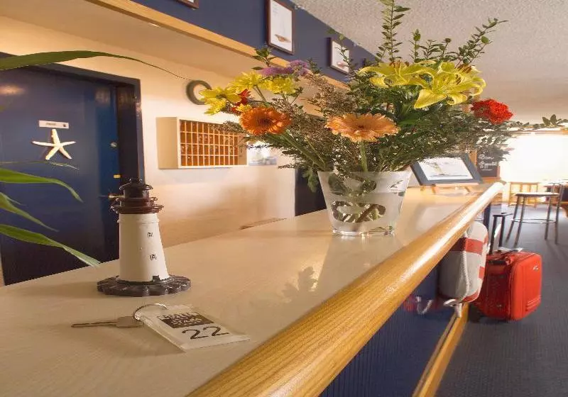 Otel Guestready Séjour Familial Charmant à Antibes