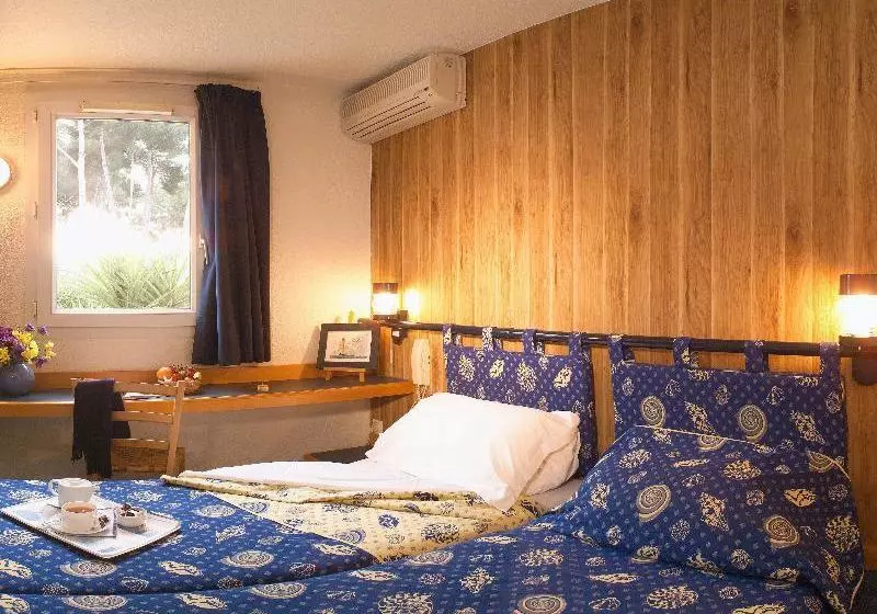 Otel Guestready Séjour Familial Charmant à Antibes