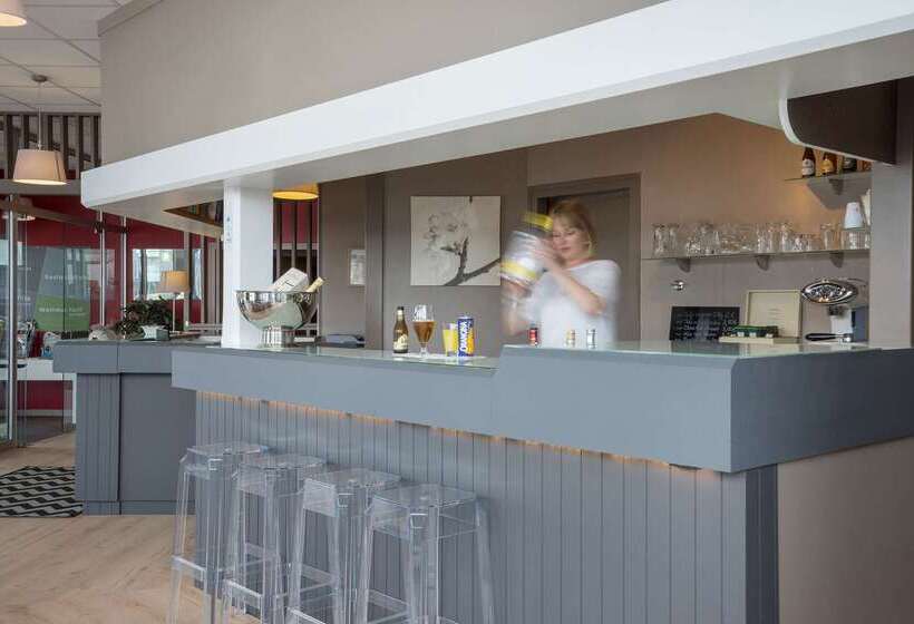 ホテル The Originals City, Hôtel Solana, Niort Est Mendesfrance