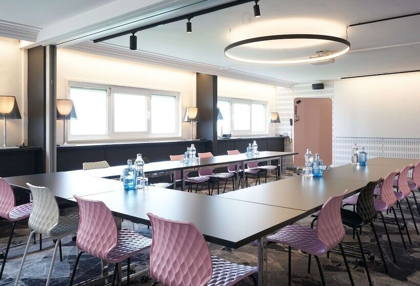 Novotel Marne La Vallee Collegien