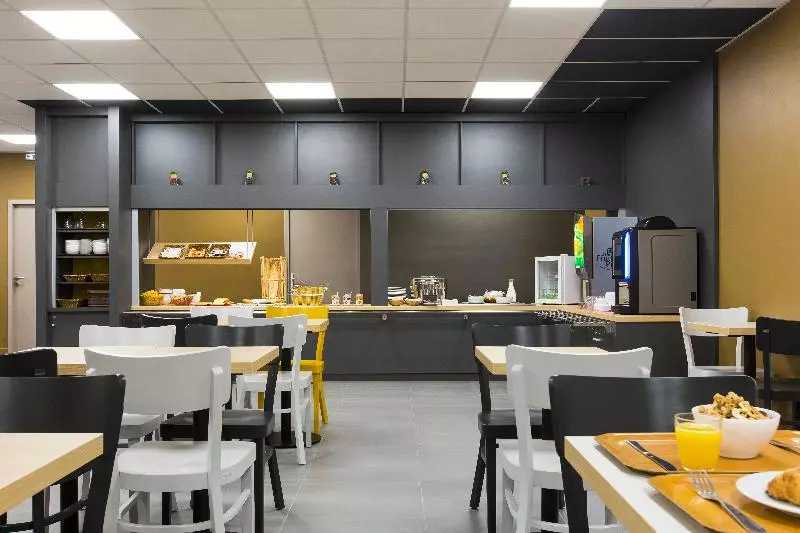 B&b Hotel Rouen Centre