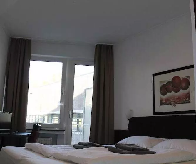 هتل Berliner Hof