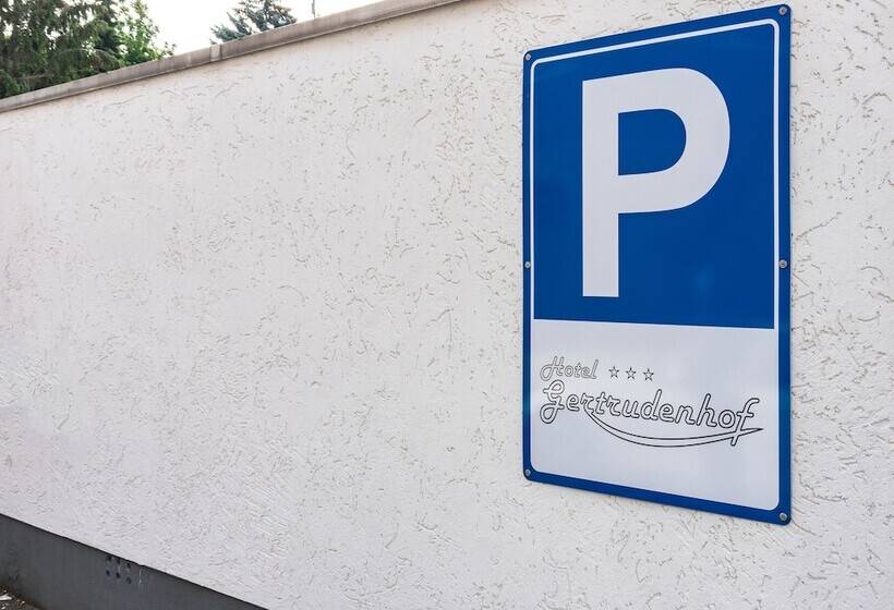 ホテル Gertrudenhof