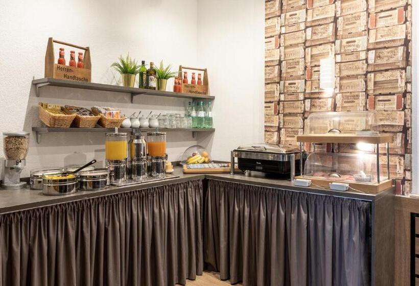 Theambassador Hotel I Essen City