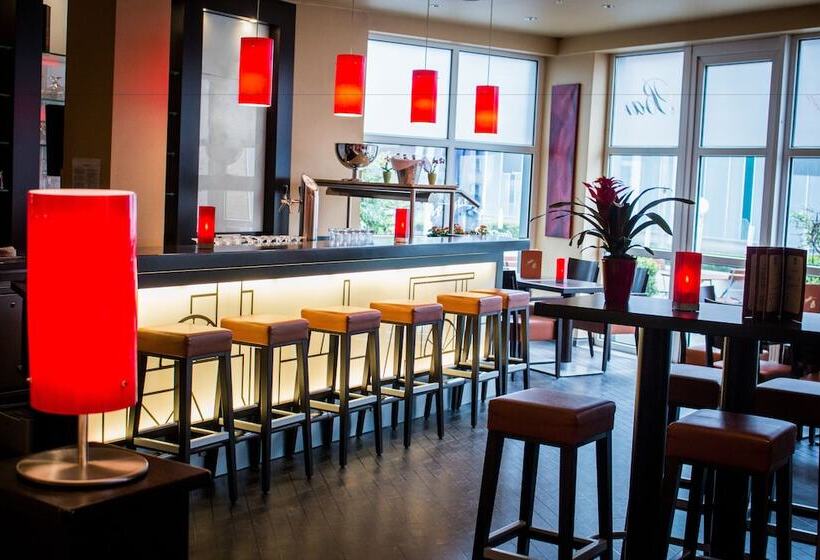 בית מלון כפרי Ramada By Wyndham Bottrop City