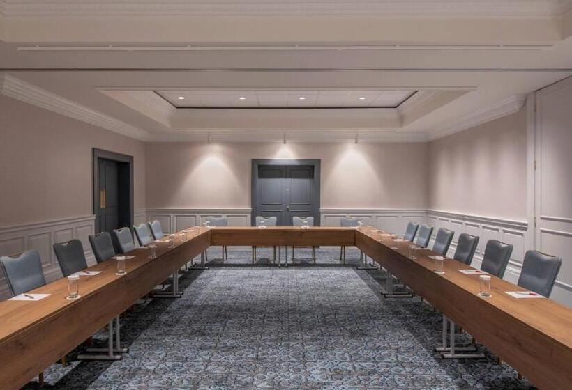 בית מלון כפרי Tbilisi Marriott