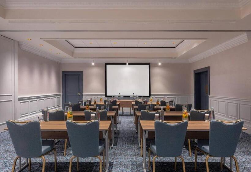 בית מלון כפרי Tbilisi Marriott