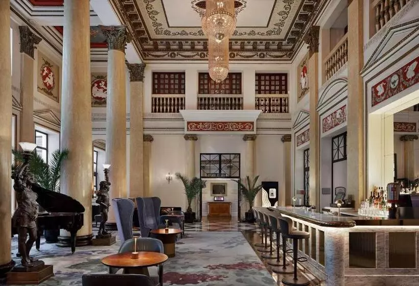 هتل Tbilisi Marriott