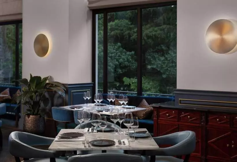 هتل Tbilisi Marriott