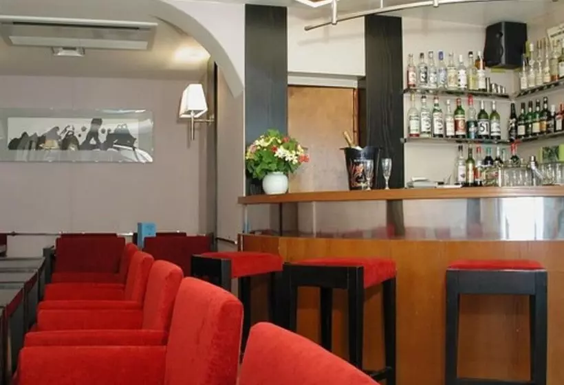 Отель Tonic Hôtel Du Louvre