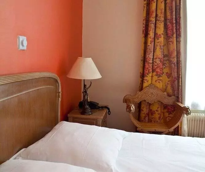 Отель Tonic Hôtel Du Louvre