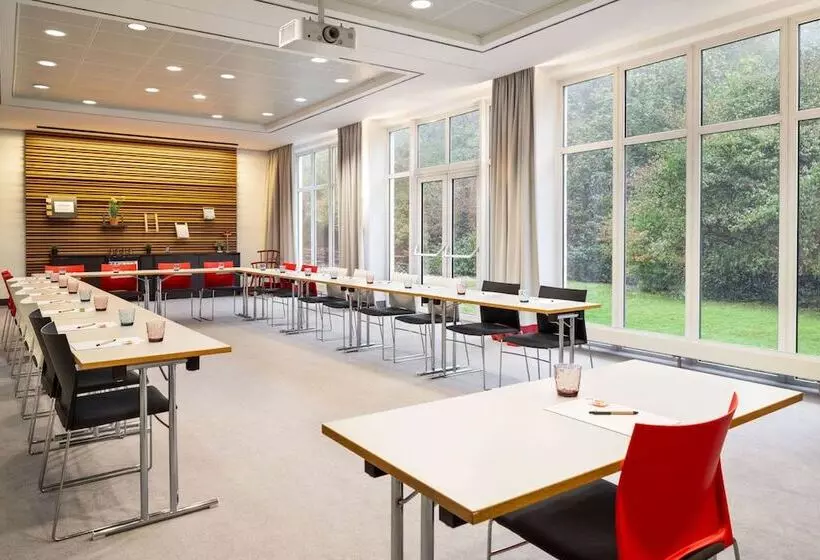 Отель Vienna House Easy By Wyndham Landsberg