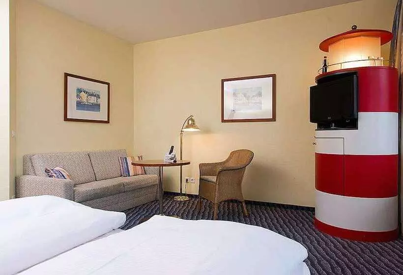 Отель Wyndham Stralsund Hansedom