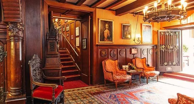 בית מלון כפרי Krone Assmannshausen