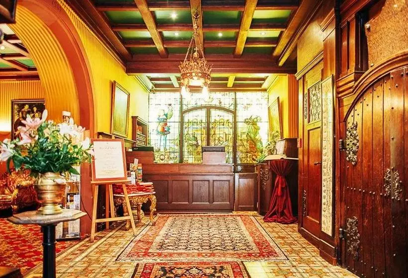 בית מלון כפרי Krone Assmannshausen