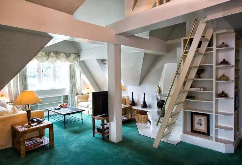 בית מלון כפרי Krone Assmannshausen