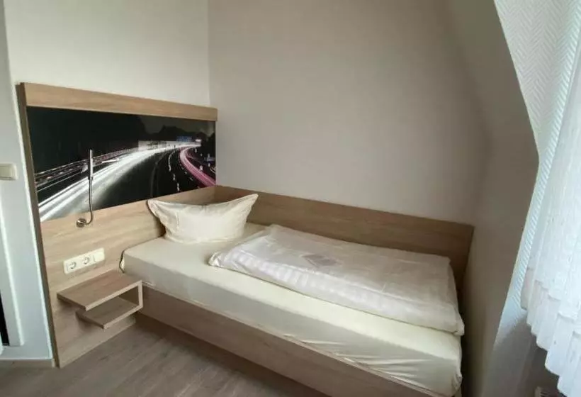 فندق Schmidt Mönnikes