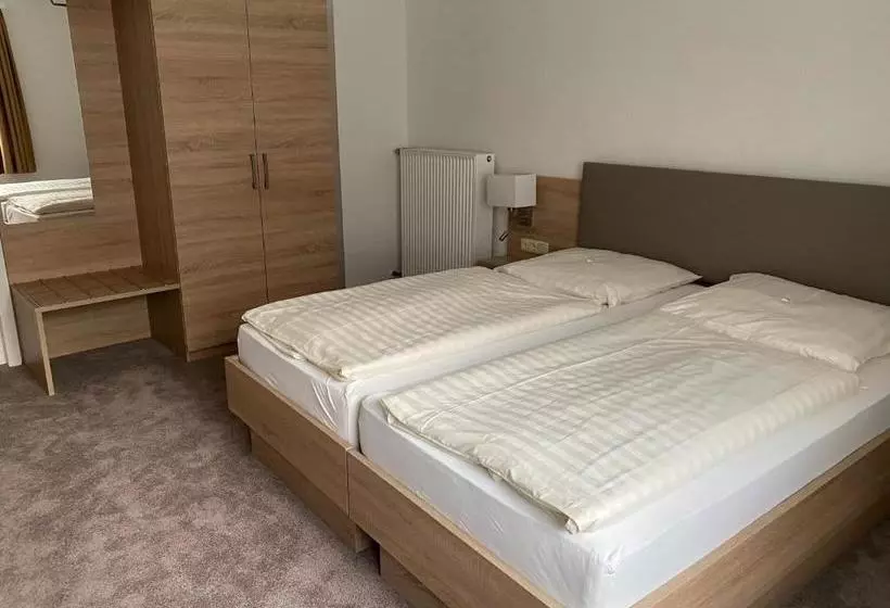 فندق Schmidt Mönnikes