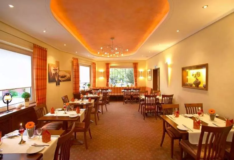 فندق Schmidt Mönnikes