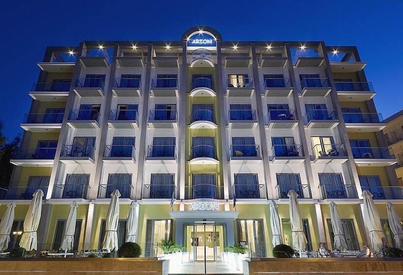 호텔 Arion