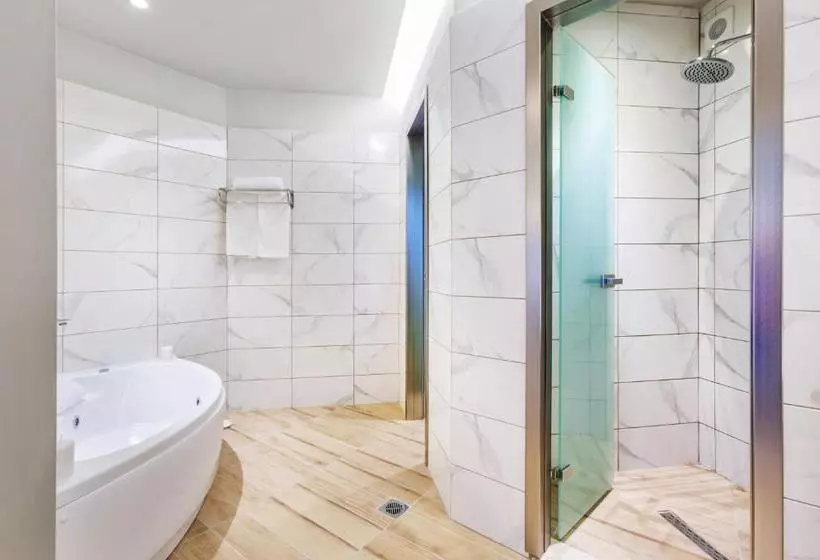 Hôtel Poseidon Palace