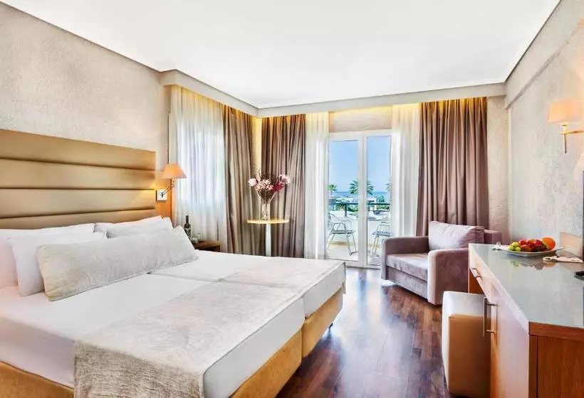 Hôtel Poseidon Palace