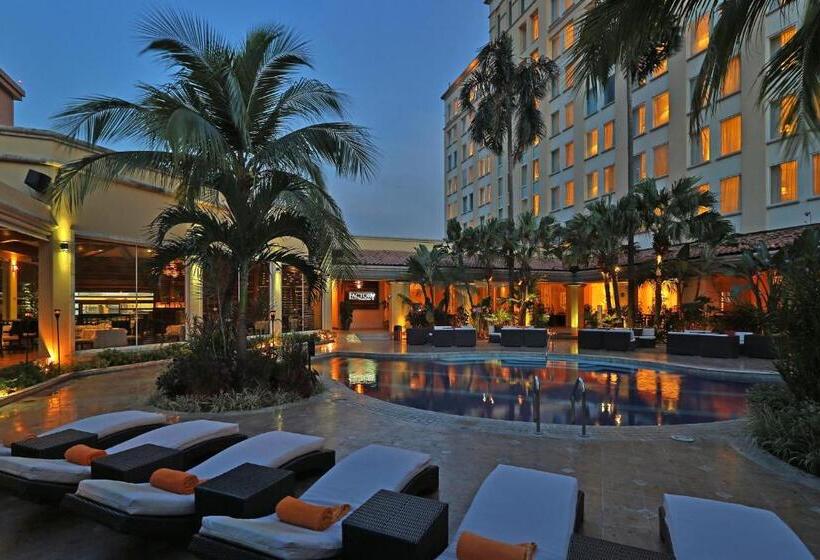 هتل Real Intercontinental San Pedro Sula, An Ihg